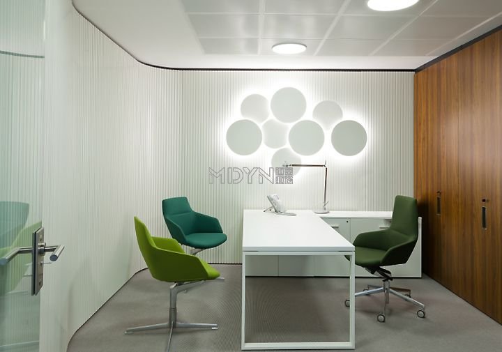 常見實(shí)木辦公家具有哪些款型？