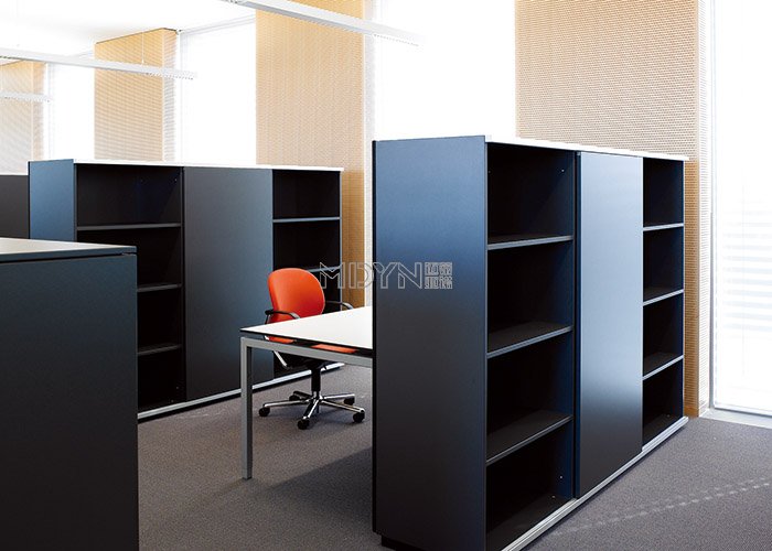 常見實(shí)木辦公家具有哪些款型？