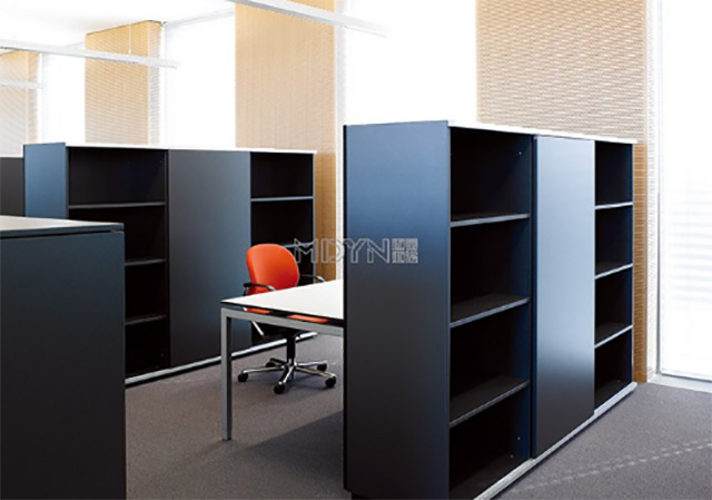 定制現代辦公家具優勢